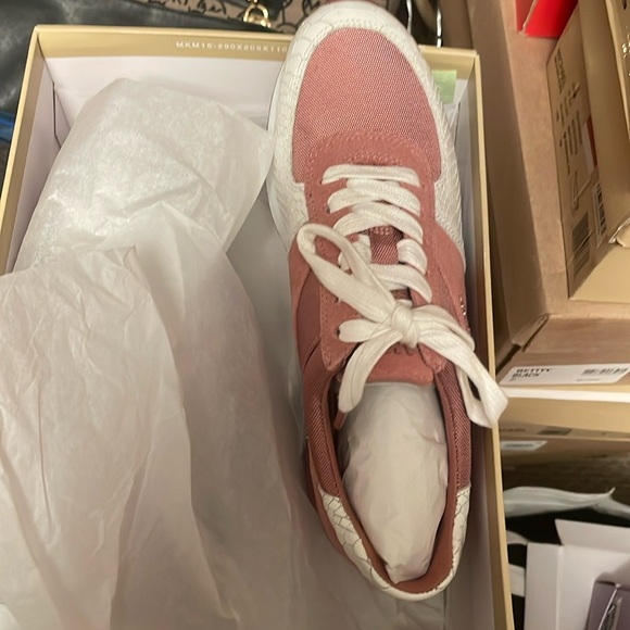 Michael kors Allie trainer embossed printed opwht mult - Picture 1 of 7